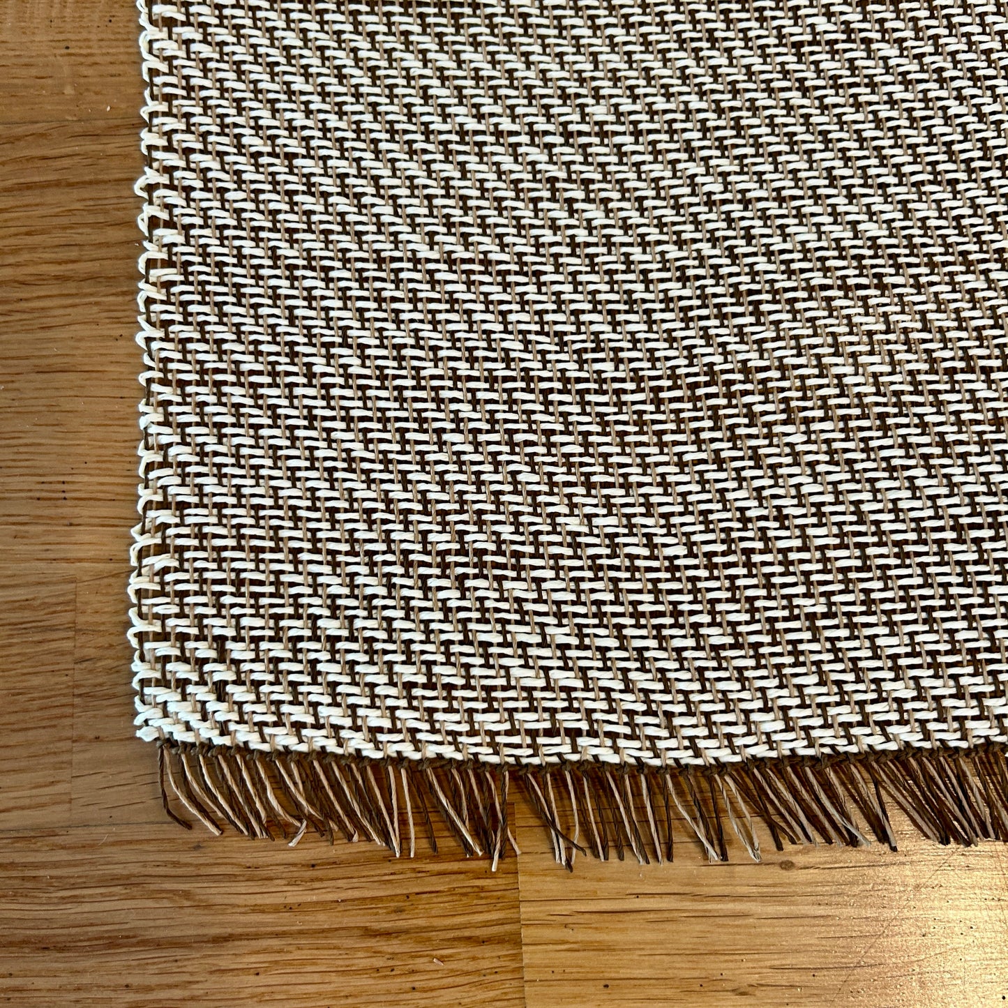 Elena Meneghini - Table Mat (long, beige/brown)