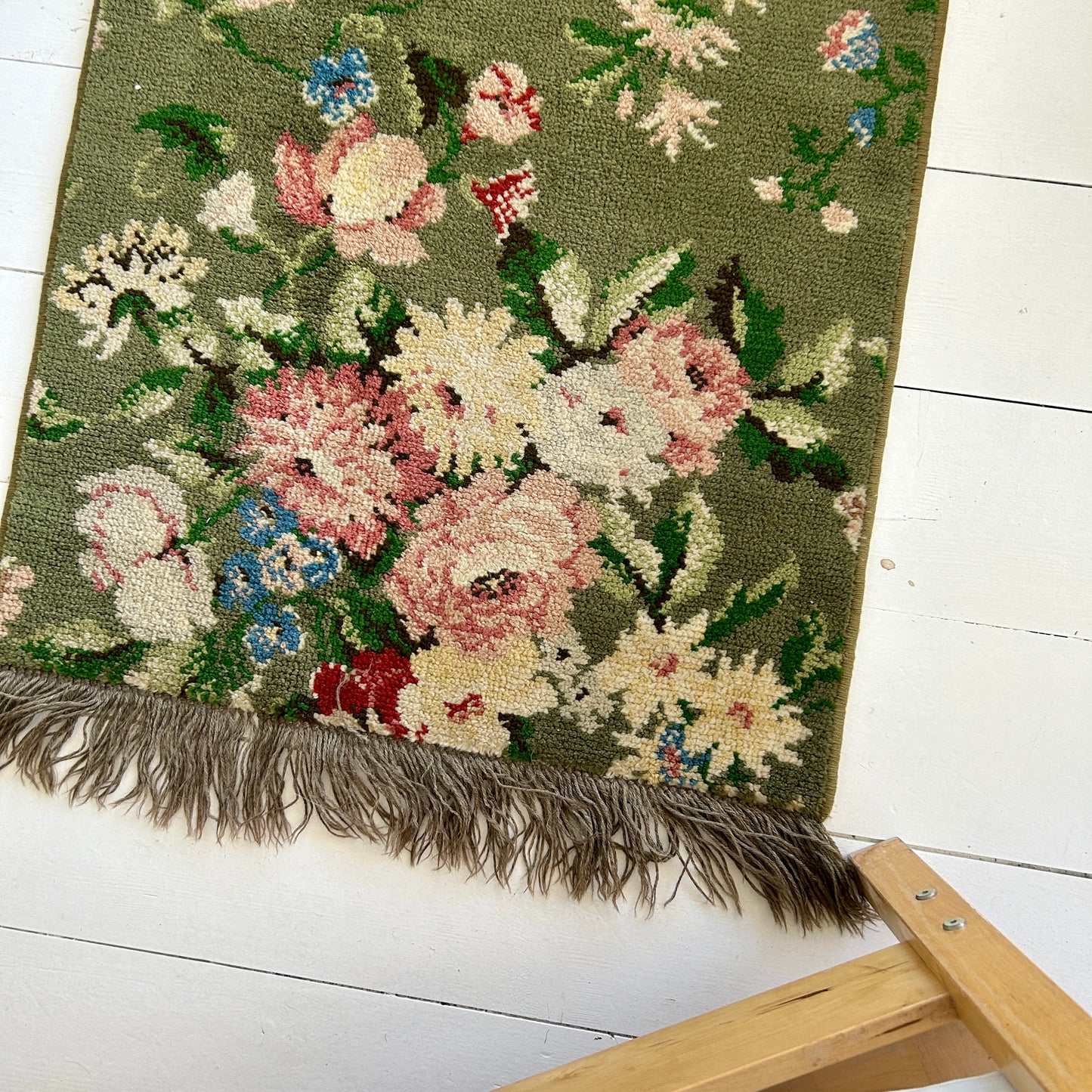 Vintage floral rug