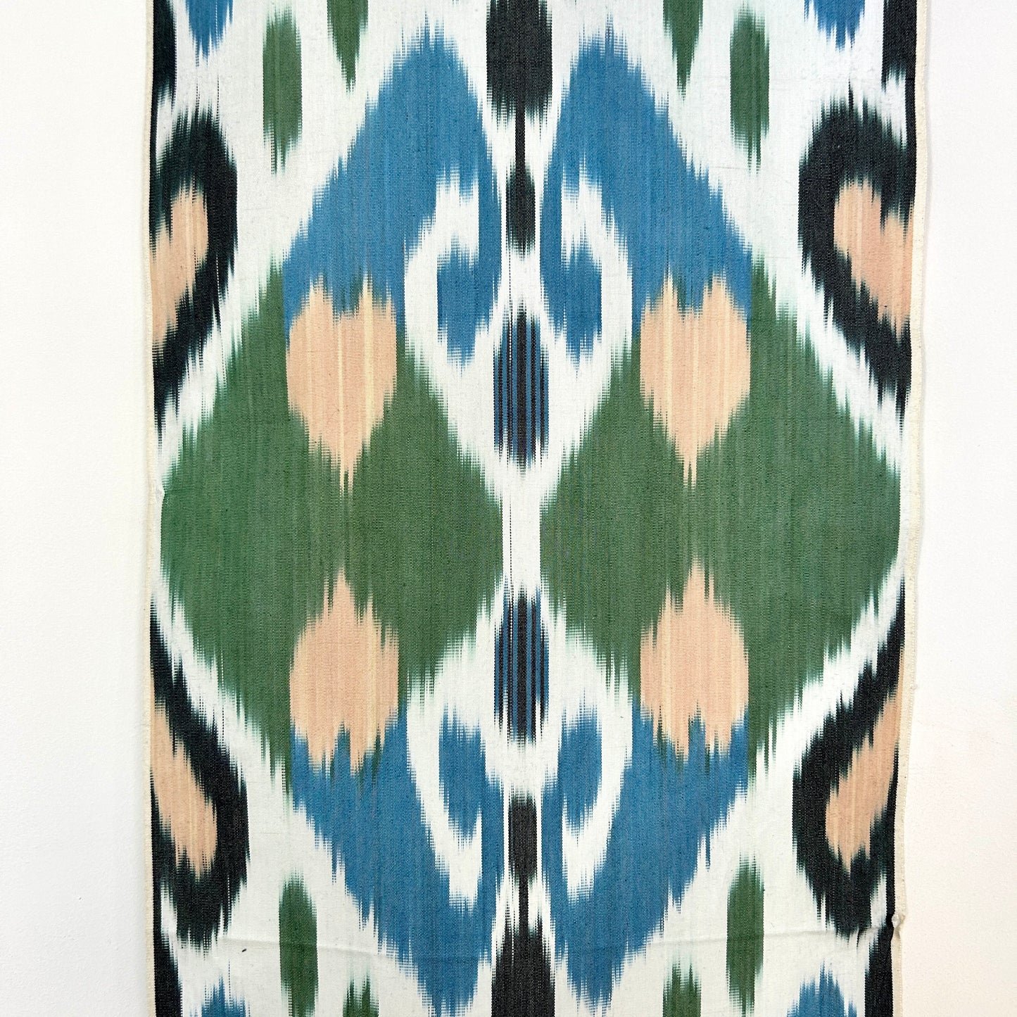 LOMI_studio - Ikat wall hangings