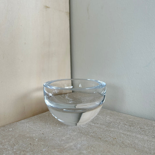 Small glass vessel